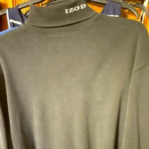 Men’s IZOD sweatshirt
